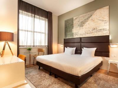 Western Zaan 3*